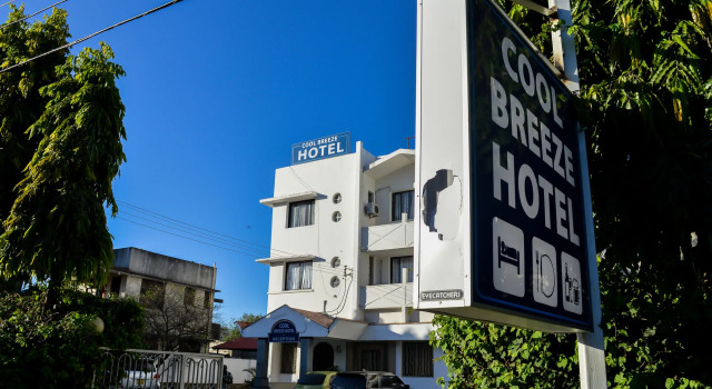 Cool Breeze Hotel Mombasa, Buchen Sie Hotel Mombasa Küstenregion