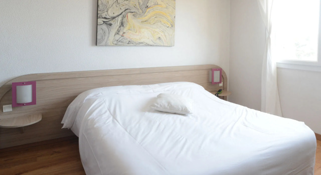 Hotel Imperial, Book Hotel Sète Étang de Thau