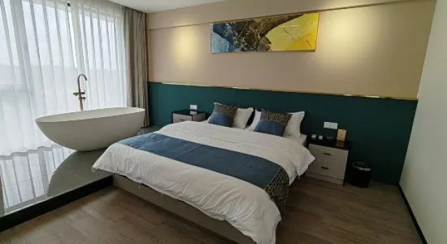 Люкс Jiangshan Sanshi Yichuan Homestay
