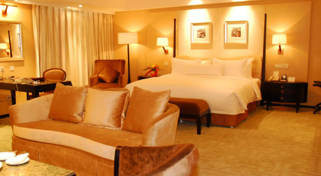 Люкс Business The Lake View Hotel Beijing