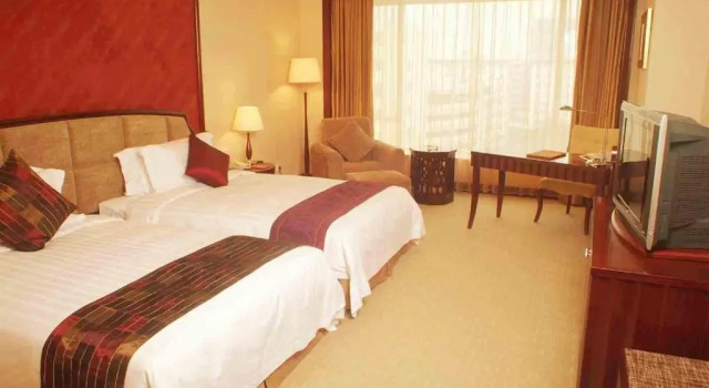 Двухместный номер Superior The Royal Marina Plaza Hotel Guangzhou