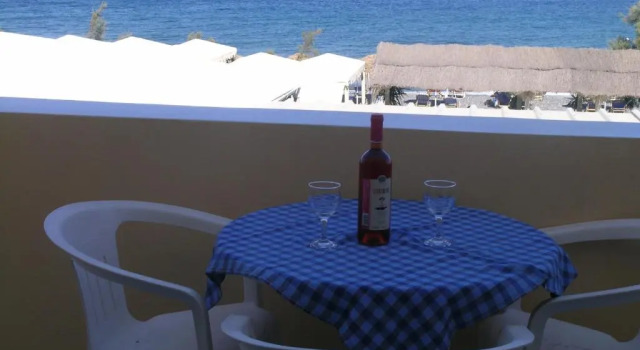 Студия Tarelis Beach Apartments & Studios