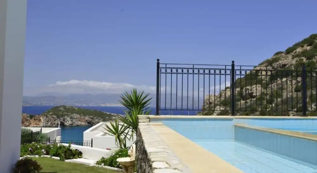 Вилла с 3 комнатами с видом на океан Villa Ouranos our dream in blue and cream with seaview and pool