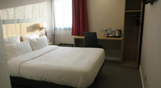 Двухместный номер Standard Brit Hotel La Ferte Bernard