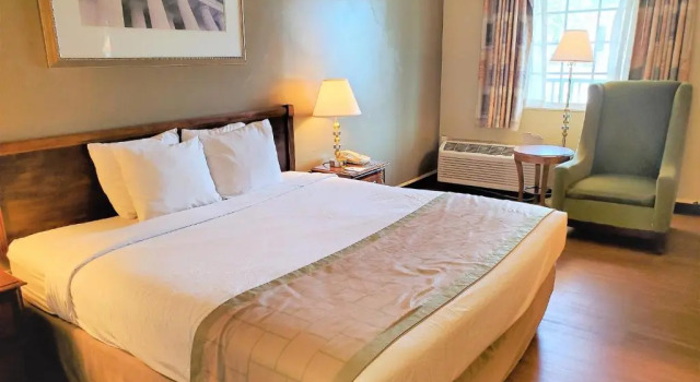 Номер Standard Days Inn Towson