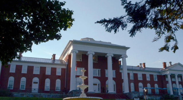 The Blackburn Inn and Conference Center, Prenota Hotel Staunton 