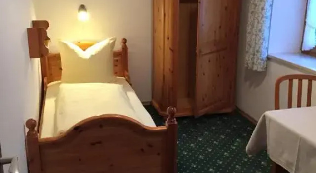 Номер Standard Pension Gregory