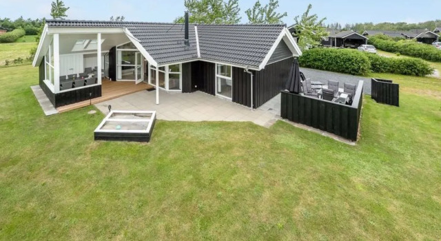 "Harth" - 11km from the sea in Western Jutland, Rezervovat Hotel Tarm 