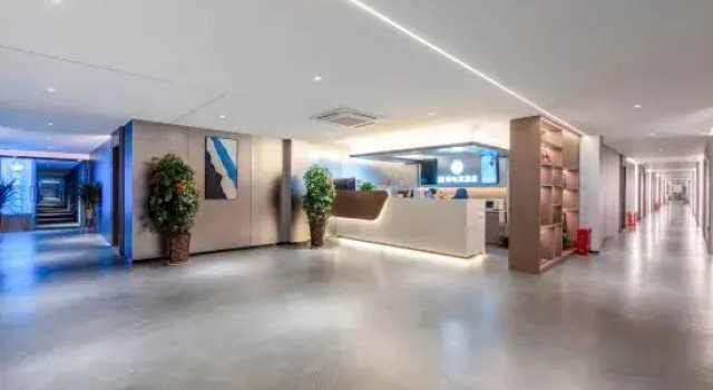 IDJ Love E-Sports Hotel (Kaifeng Qingming Riverside Garden Gulou Night Market), Book Hotel Kaifeng Henan
