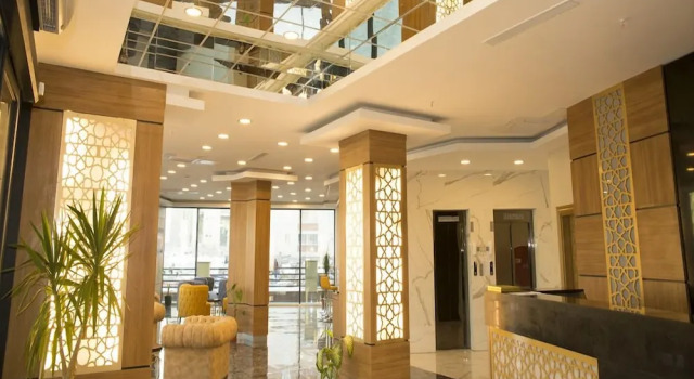 Winter City Hotel
