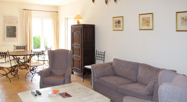 Holiday Home Le Puit des Oliviers 1 (LCD150), Забронировать Дом для отпуска Виллы Ла-Кадьер-д'Азюр, Вилла