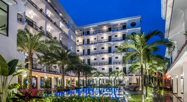 Двухместный номер Senior Deluxe с балконом и с видом на бассейн Hadana Boutique Resort Hoi An