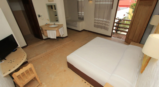 Hotel Plaza Tangolunda, Book Hotel Tangolunda 