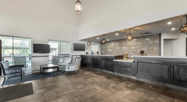 Best Western Plus Revere Inn & Suites