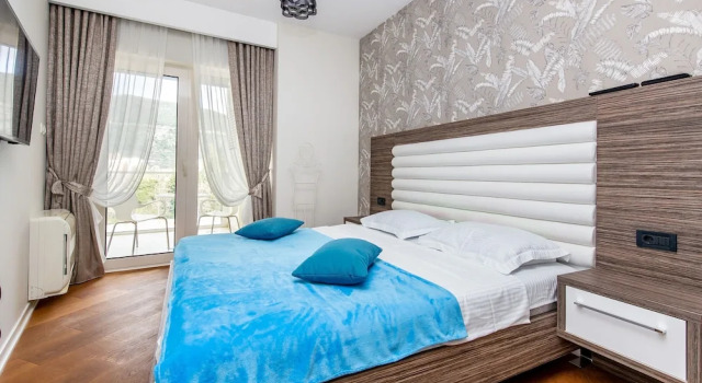 Семейные апартаменты c 1 комнатой с балконом и с частичным видом на море Luxury Apartments Artiani
