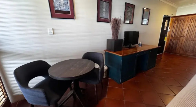 Номер Standard с балконом Sovereign Resort Hotel