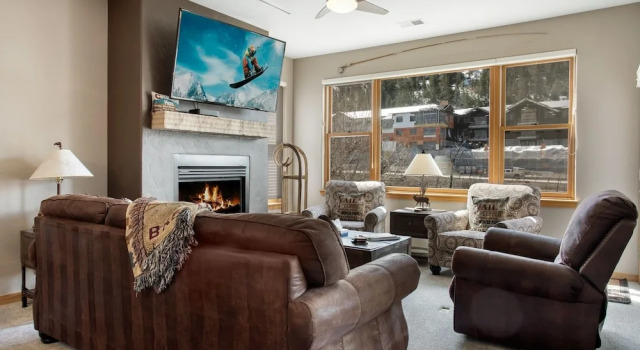 Canyon Run B203 3 Bedroom Condo by RedAwning