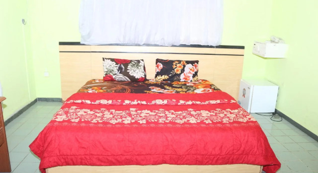 Tourist Castle Hotel and Suites