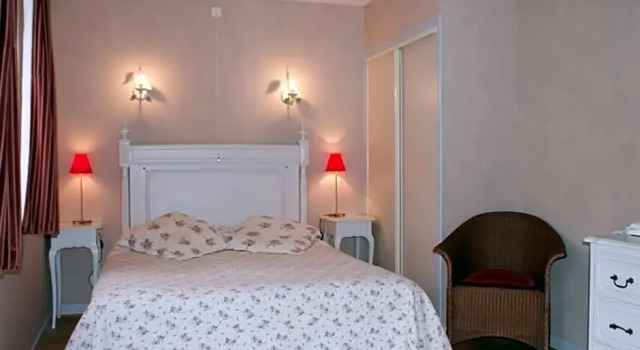 Семейный номер Standard Auberge La Tomette, The Originals Relais