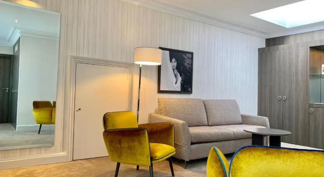 Люкс Prestige Hôtel Le Canberra