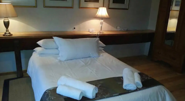 Klein Vredenburg Guest House, Забронировать Гостевой дом Парл Парл, рядом с Old Rembrandt Shopping Mall