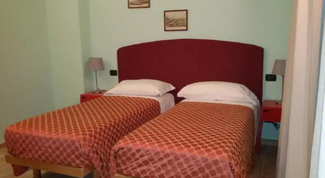 Camera Classica CerrutiHotel