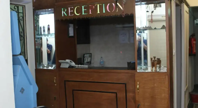 New Marina Hostel, Забронировать Хостел Каир Аль Каира, рядом с Египетский музей