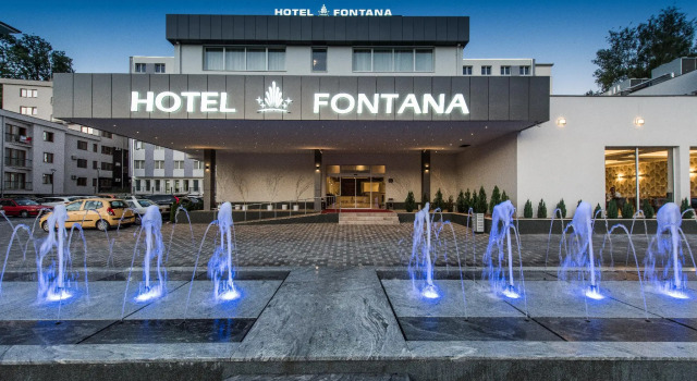 Hotel Fontana Vrnjačka Banja, Забронировать Отель Отели Врнячка Бани с парковкой, Парковка