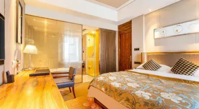 Люкс Superior Inzone Garland Hotel