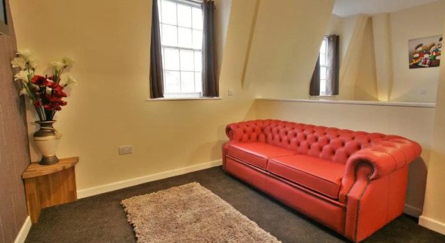 Люкс Central Hotel Gloucester by RoomsBooked