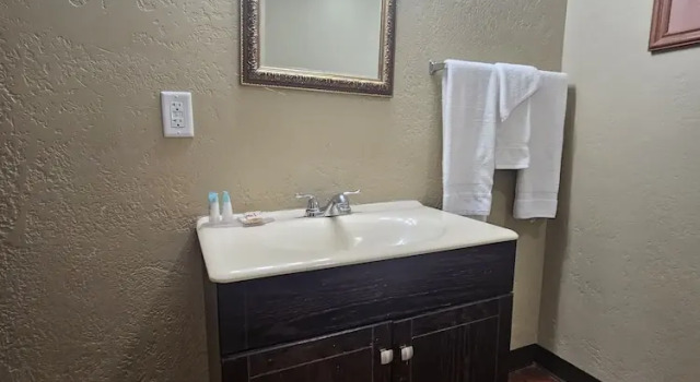 Трёхместный номер Standard Redrock Country Inn