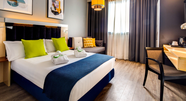Отель Holiday Inn Bologna Fiera