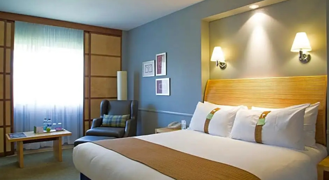 Номер Executive Holiday Inn Guildford by IHG