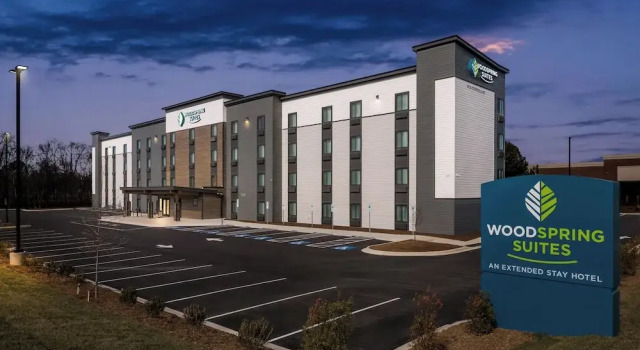 WoodSpring Suites Charlotte Northlake