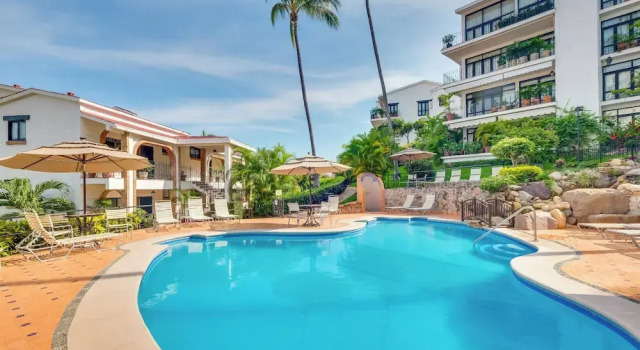 Апартаменты Resort Condo w/ Pool Access & Pacific Ocean Views