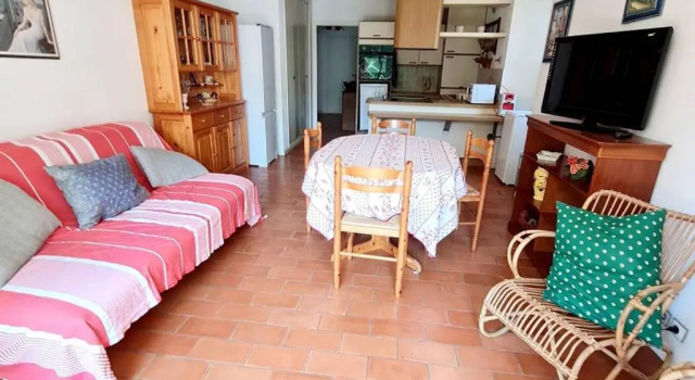 Appartement Six-Fours-les-Plages, 3 pièces, 6 personnes - FR-1-316-122, Забронировать Апартаменты/квартира Сис-Фур-Ле-Плаж Var coast