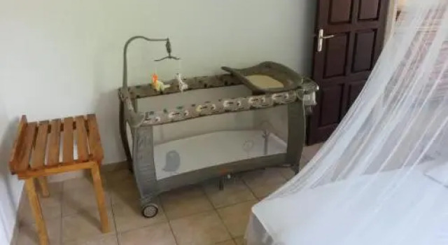 Kay Zanndoli, Đặt Khách sạn Khách sạn ở La Trinite có hồ bơi, Hồ bơi