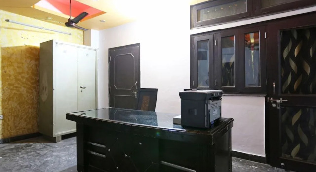 OYO 40792 Dimpy House, Забронировать Отель Нью-Дели Национальный столичный округ Дели