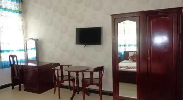 Thi Long Phung 1 Hotel