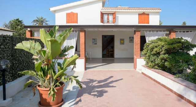 Villa Dei Nonni, Book Villa Hotels in Sicily with Parking, Parking