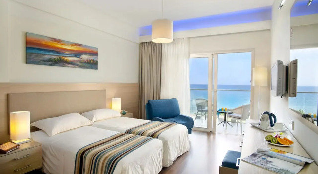 Standard Double room with balcony and with partial sea view Pernera Beach Hotel
