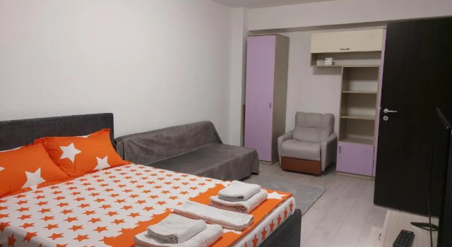 Bya Brown Residence