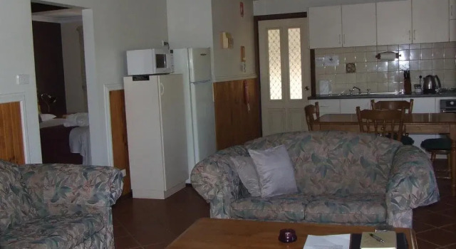 Donnelly Lakes, Book Hotel Hotels in Peerabeelup with Parking, Parking