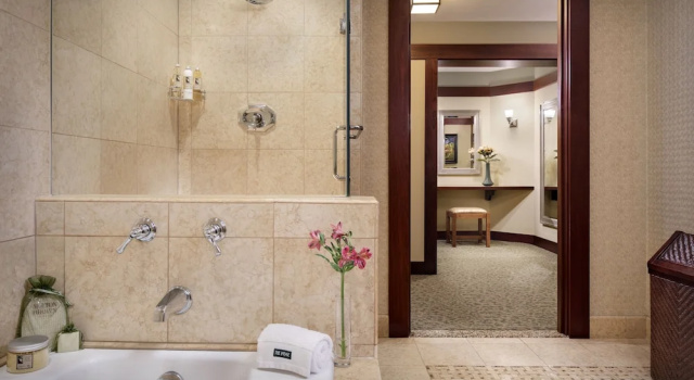 Люкс Gamble The Lodge at Torrey Pines