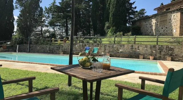 Вилла Villa di Montegemoli