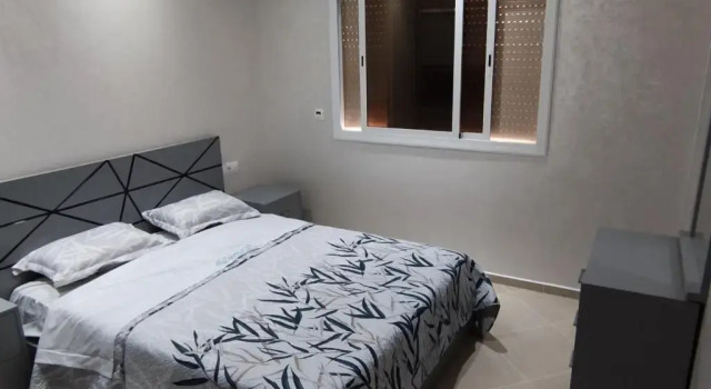 Appartments Achahbar, Rezerwuj Apartament Hotele w Tanger-Tetouan z parkingiem, Parking