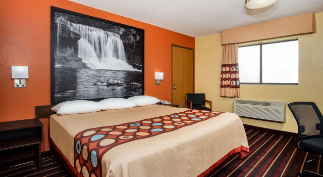 Super 8 by Wyndham Crawfordsville