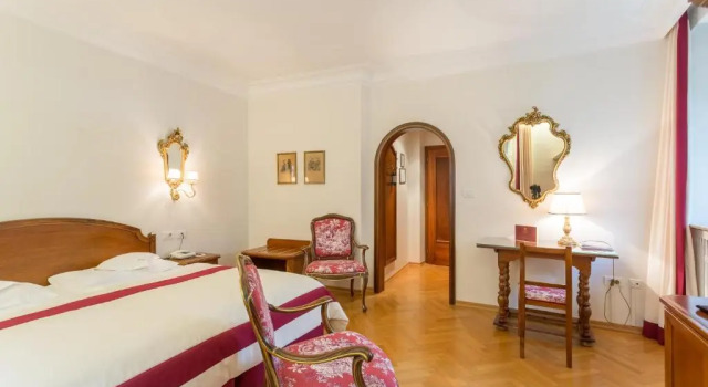 Номер Comfort Hotel Elephant