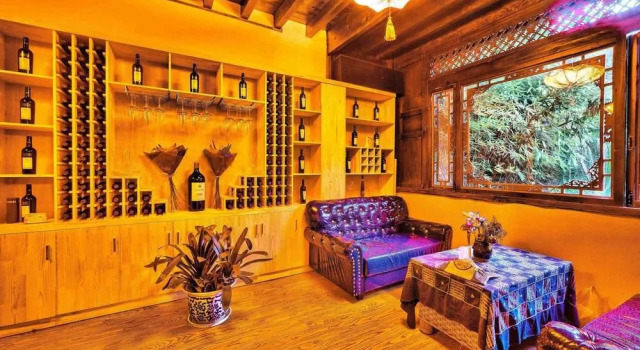 Donghe Inn, Забронировать Отель Лицзян Юньнань, рядом с Улица Сквер-стрит Древнего города Даянь