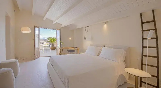Люкс с балконом Costamante Suites & Spa